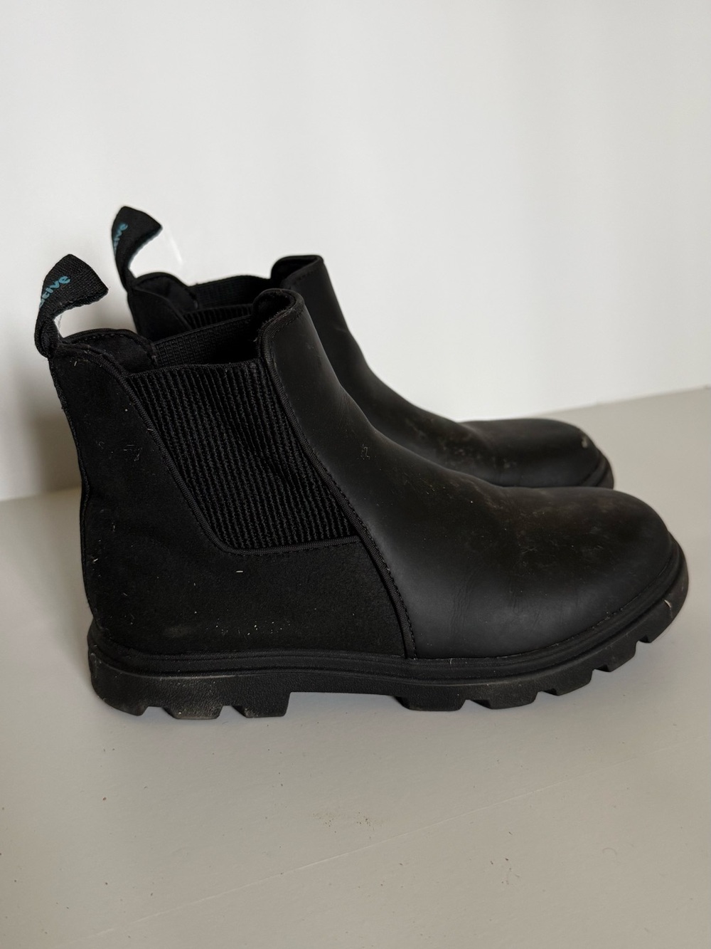 Native Blue Insole Slip-On Shoes